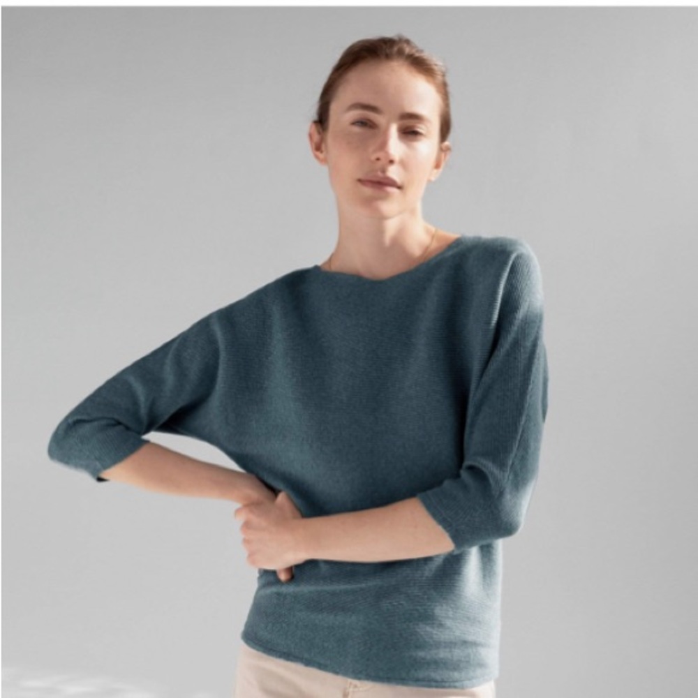 The Reset Ribbed Blue Sweater EUC Size Small / Medium